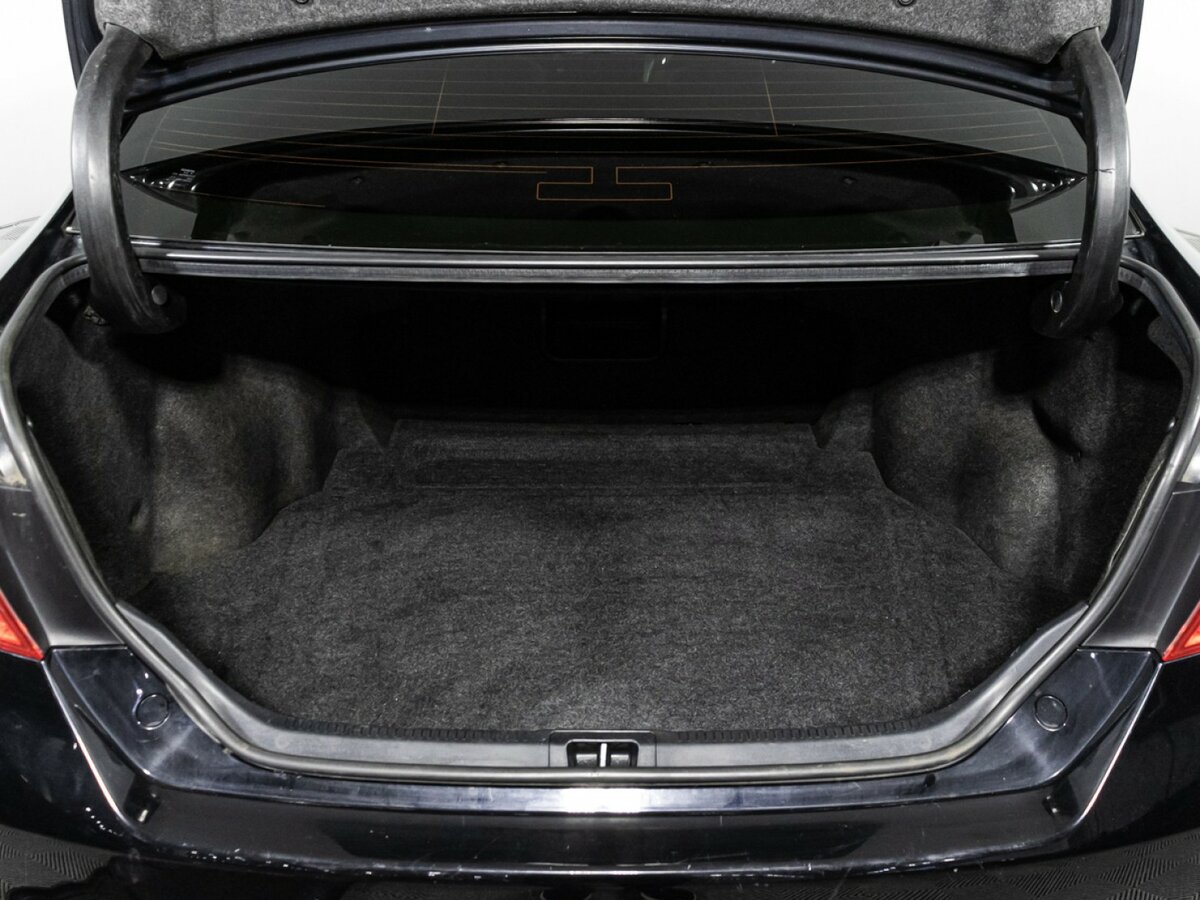 Б/У Тойота Камри 2014 года. Фото: #17