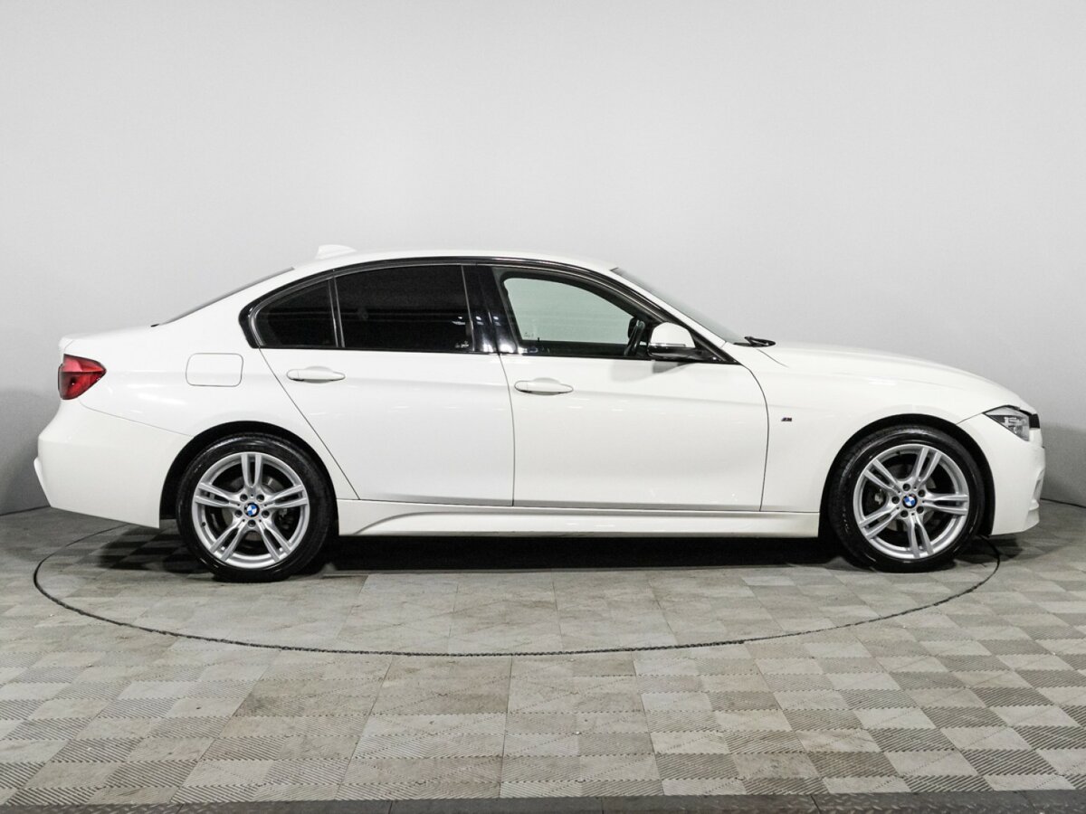 BMW 3 серии 2016 года с пробегом. Фото: #3