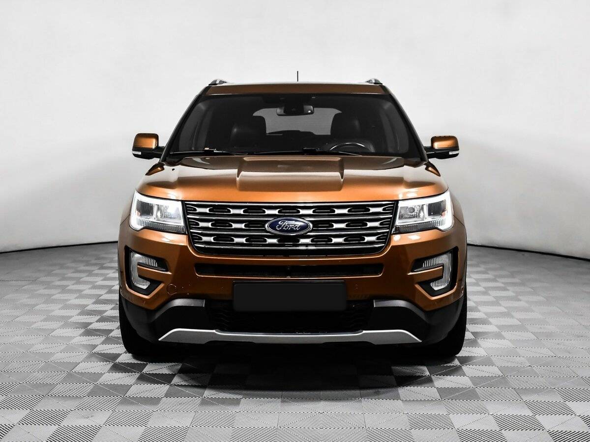 Ford Explorer 2018 года с пробегом. Фото: #1