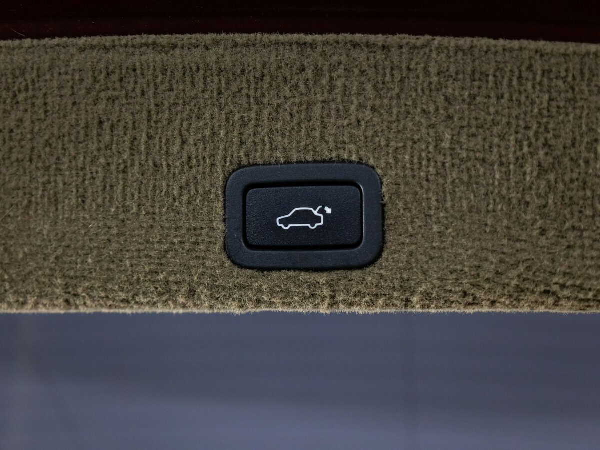 Б/У Вольво ИксЦ60 2014 года. Фото: #21