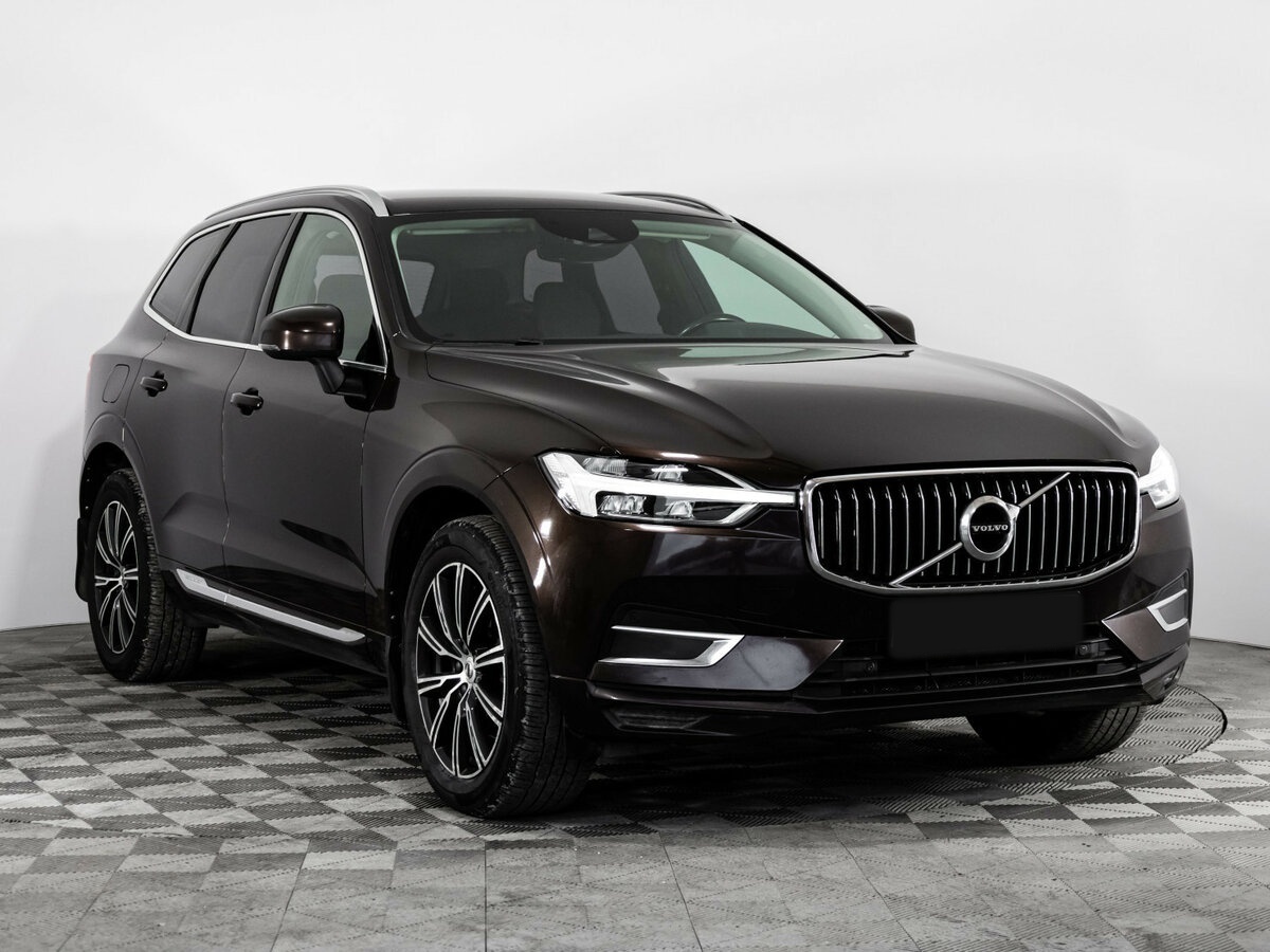 Volvo XC60 2019 года с пробегом. Фото: #2