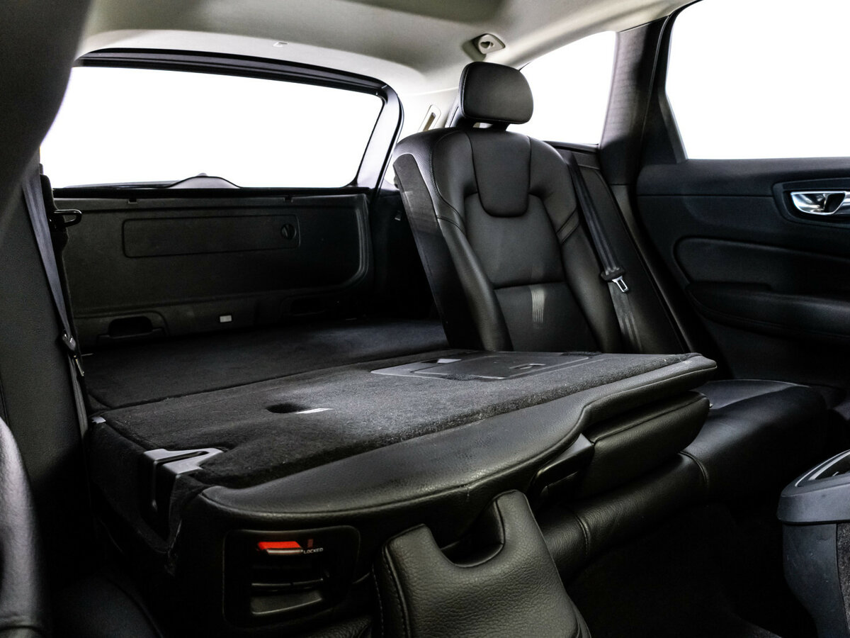 Volvo XC60 2019 года с пробегом. Фото: #18
