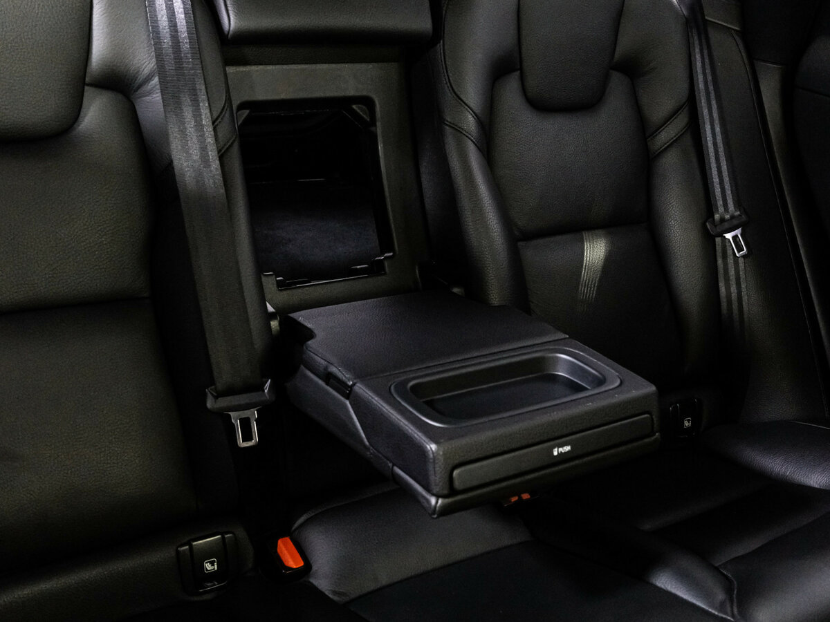 Volvo XC60 2019 года с пробегом. Фото: #20