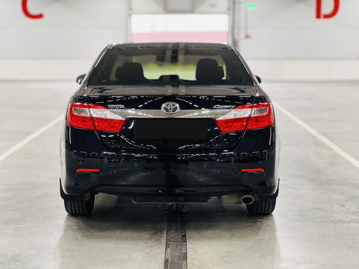 Б/У Тойота Камри 2013 года. Фото: #5