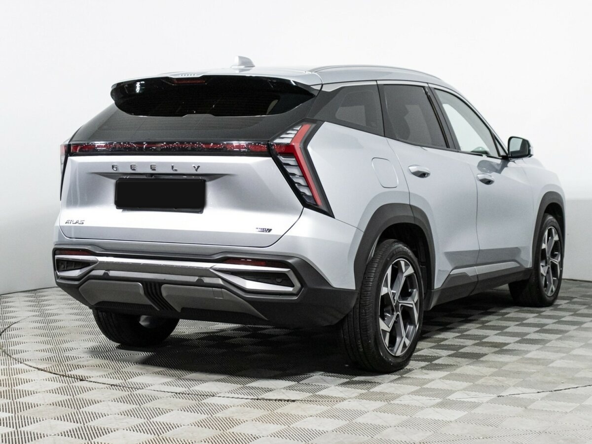 Geely Atlas 2024 года с пробегом. Фото: #4