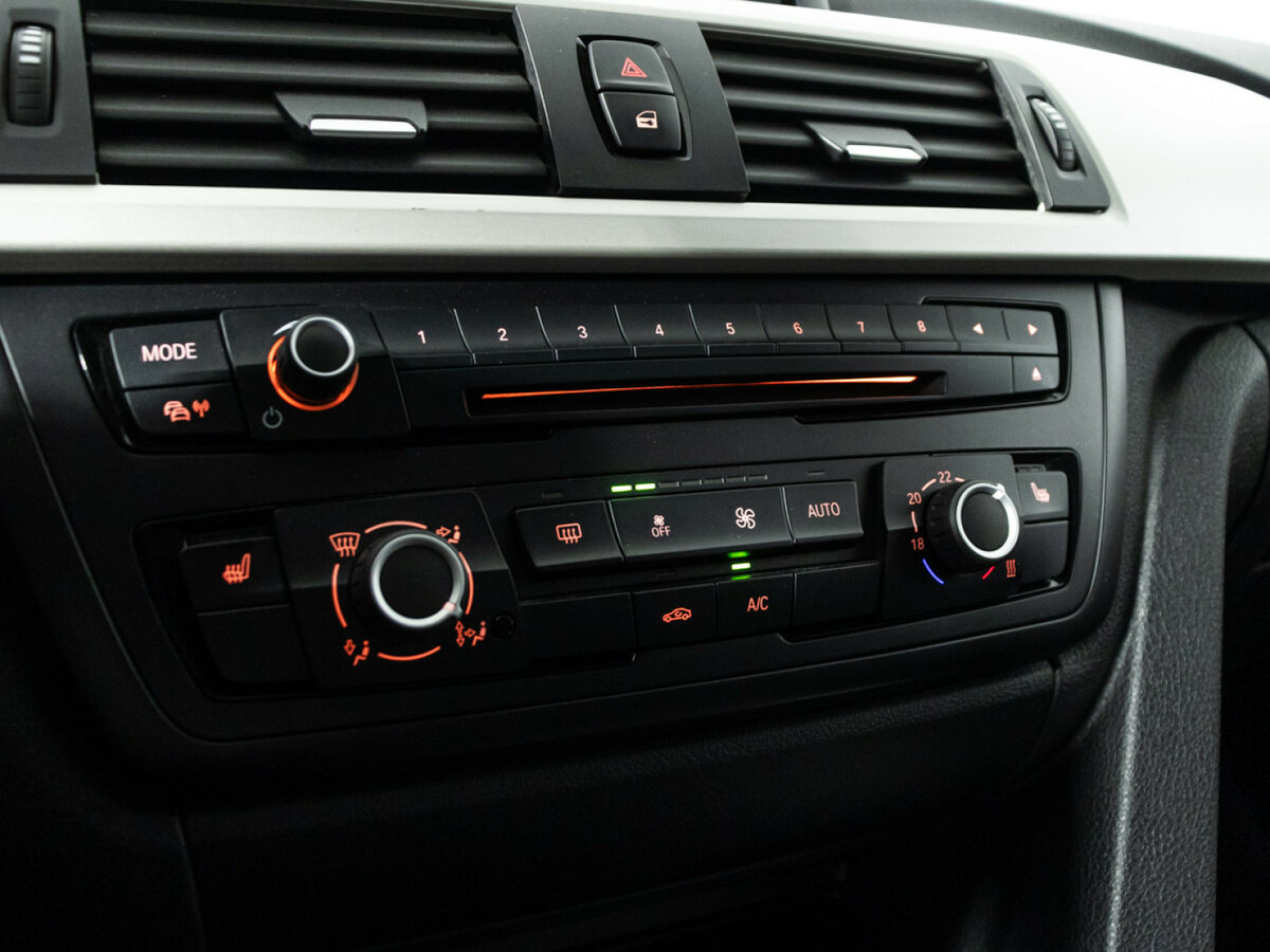 BMW 3 серии 2014 года с пробегом. Фото: #14