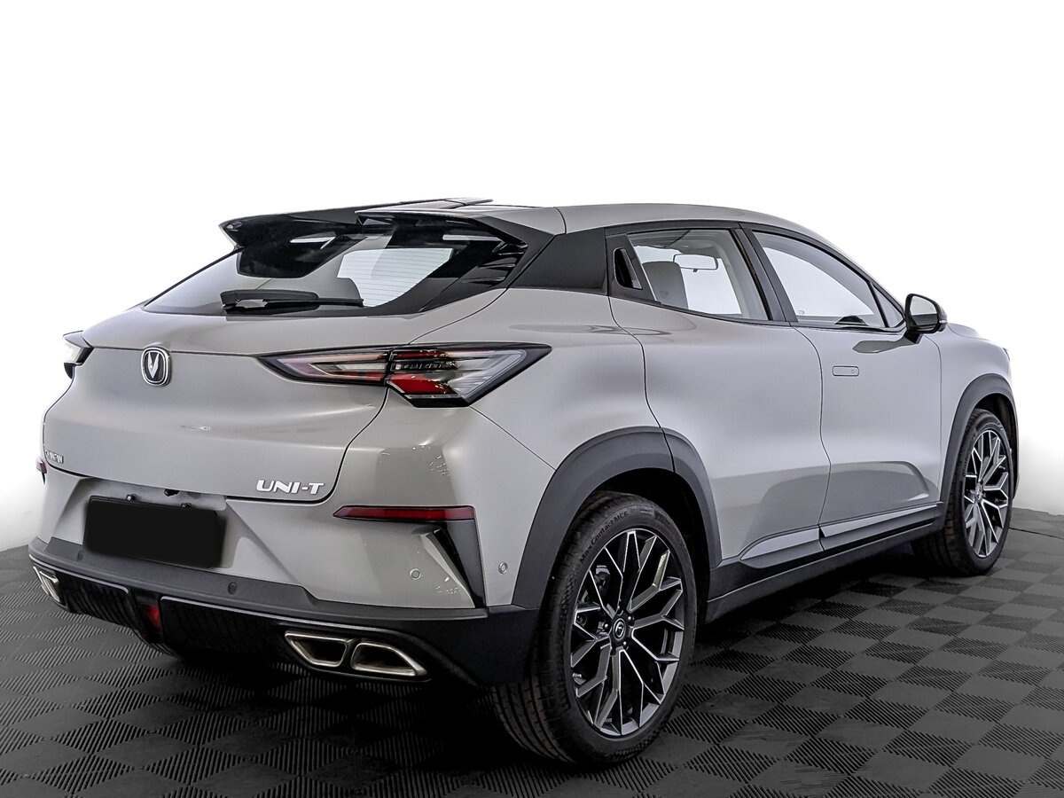 Changan UNI-T 2024 года с пробегом. Фото: #4