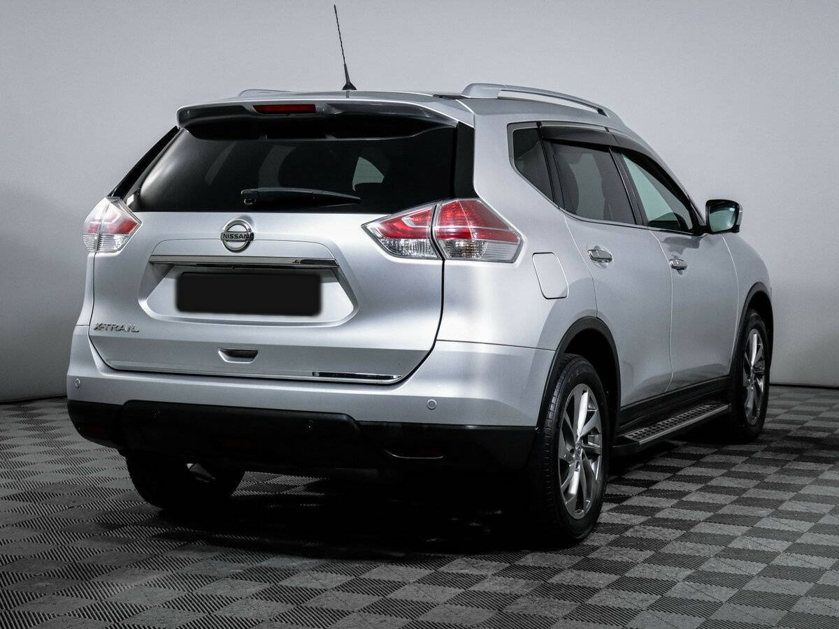 Б/У Ниссан Икс-Трейл 2016 года. Фото: #4