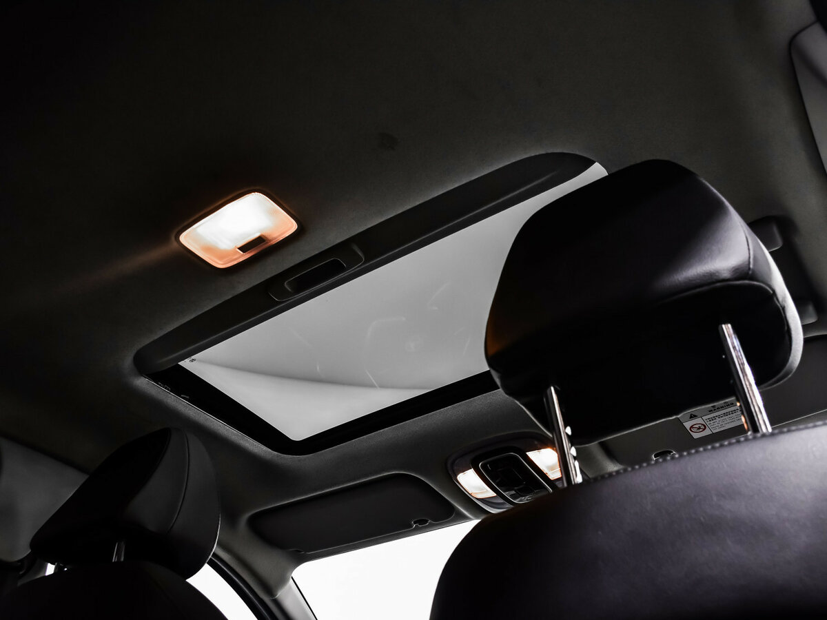 Hyundai Elantra 2023 года с пробегом. Фото: #14