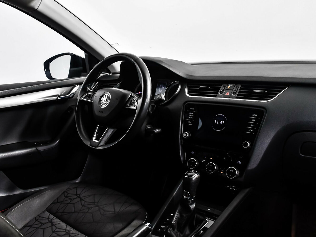 Б/У Шкода Октавия 2020 года. Фото: #8