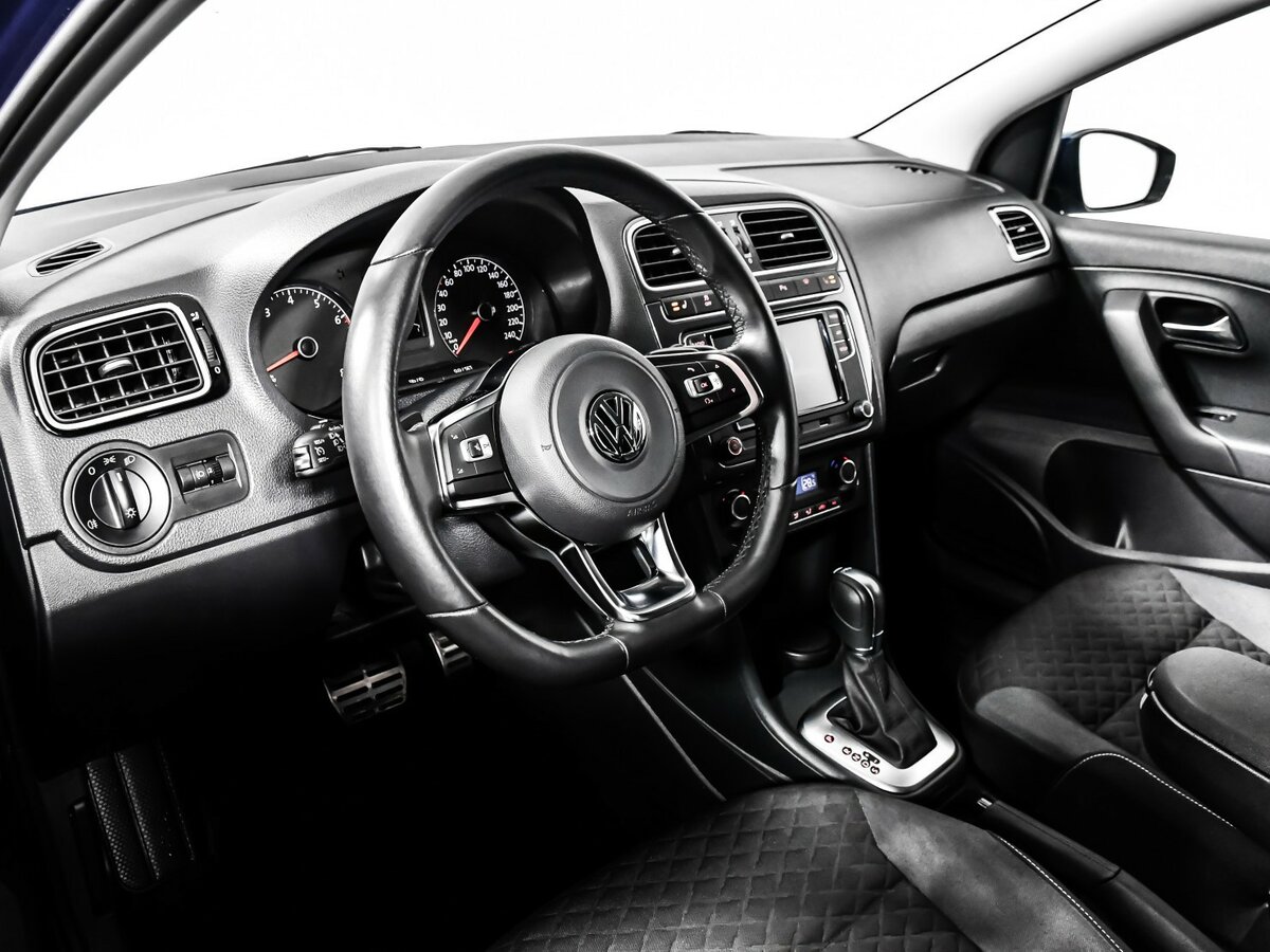 Б/У Фольксваген Поло 2018 года. Фото: #10