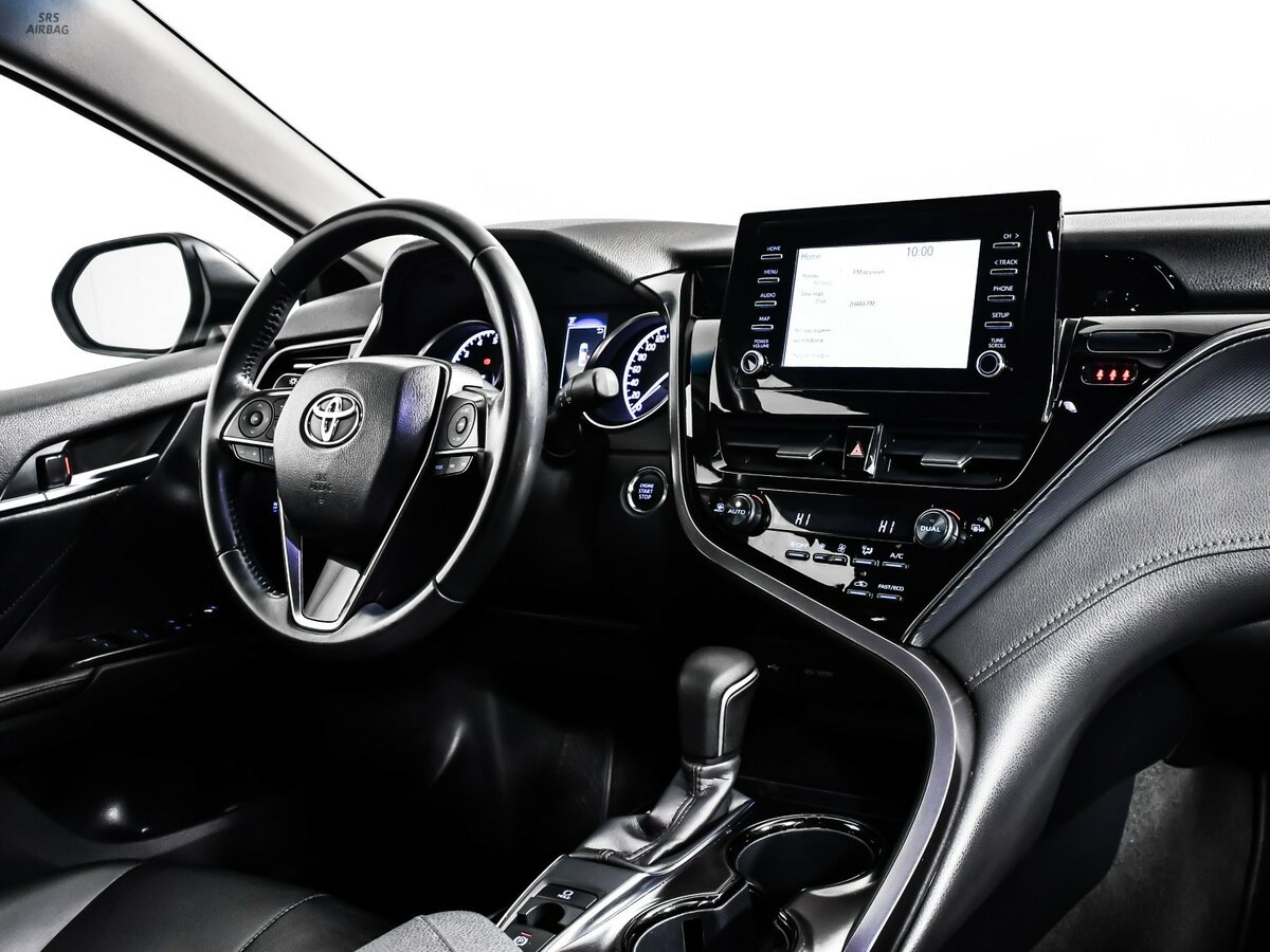 Toyota Camry 2021 года с пробегом. Фото: #7