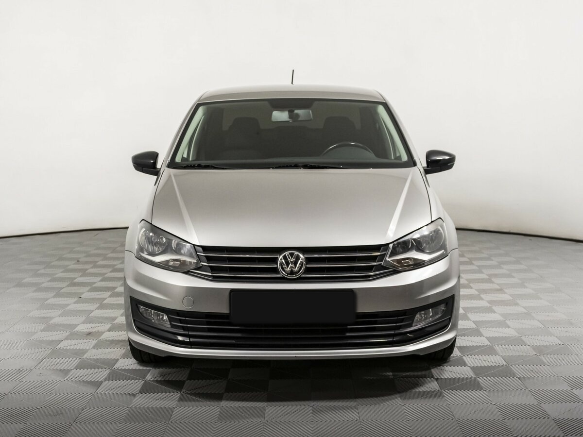 Б/У Фольксваген Поло 2018 года. Фото: #1