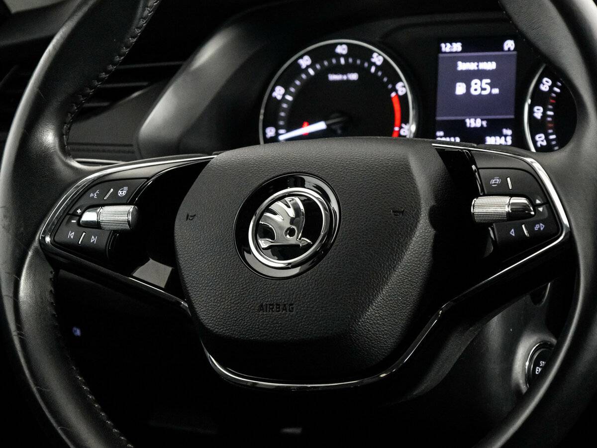 Skoda Octavia 2021 года с пробегом. Фото: #9