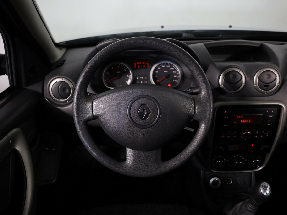 Б/У Рено Дастер 2014 года. Фото: #9