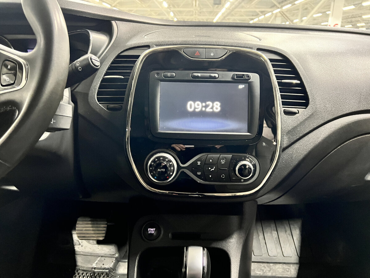 Б/У Рено Каптюр 2019 года. Фото: #14