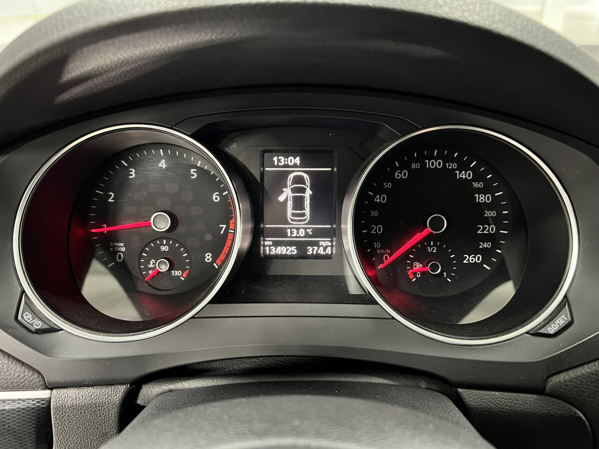 Б/У Фольксваген Джетта 2016 года. Фото: #12