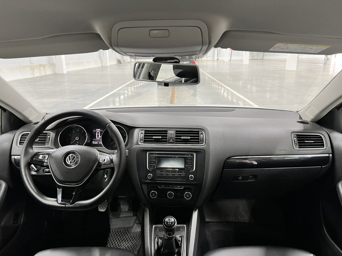 Б/У Фольксваген Джетта 2016 года. Фото: #13