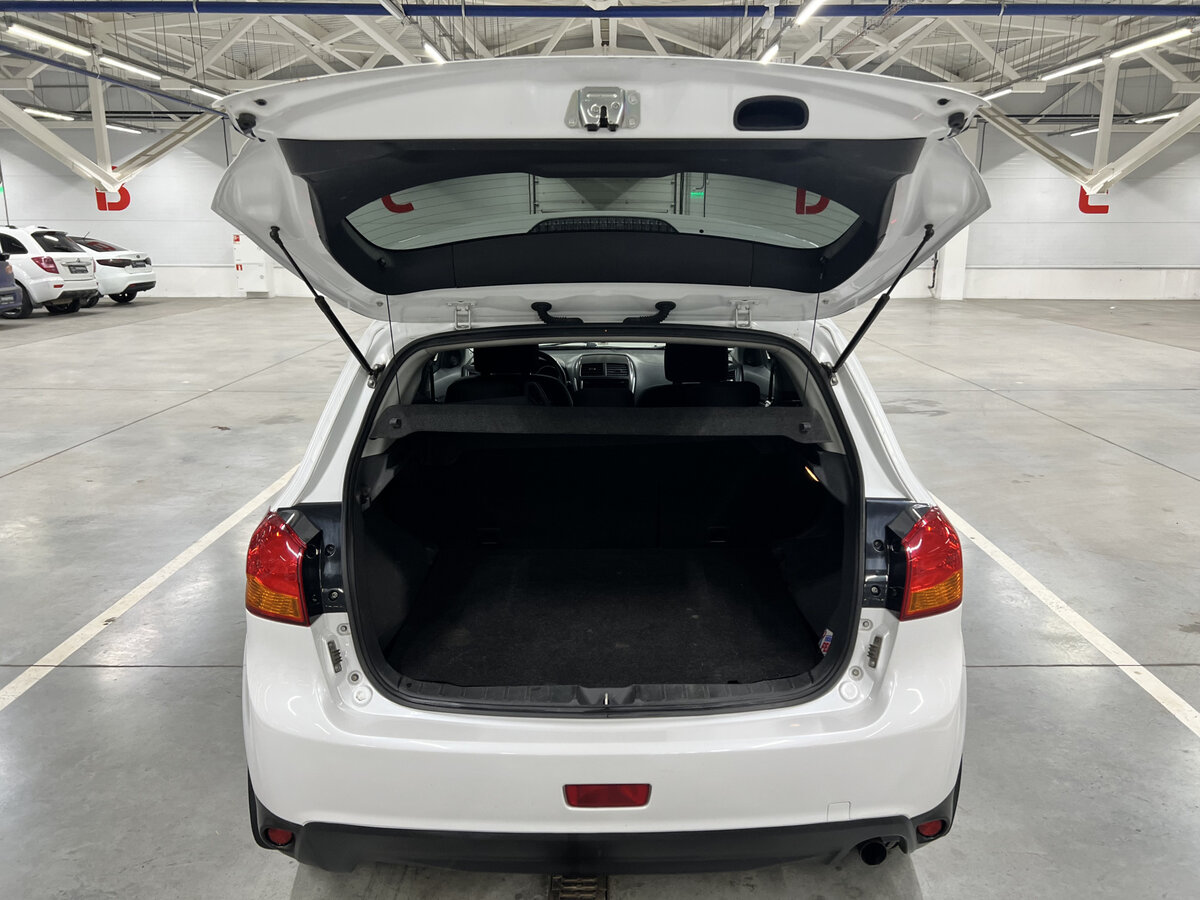 Б/У Митсубиши АС-Икс 2012 года. Фото: #9