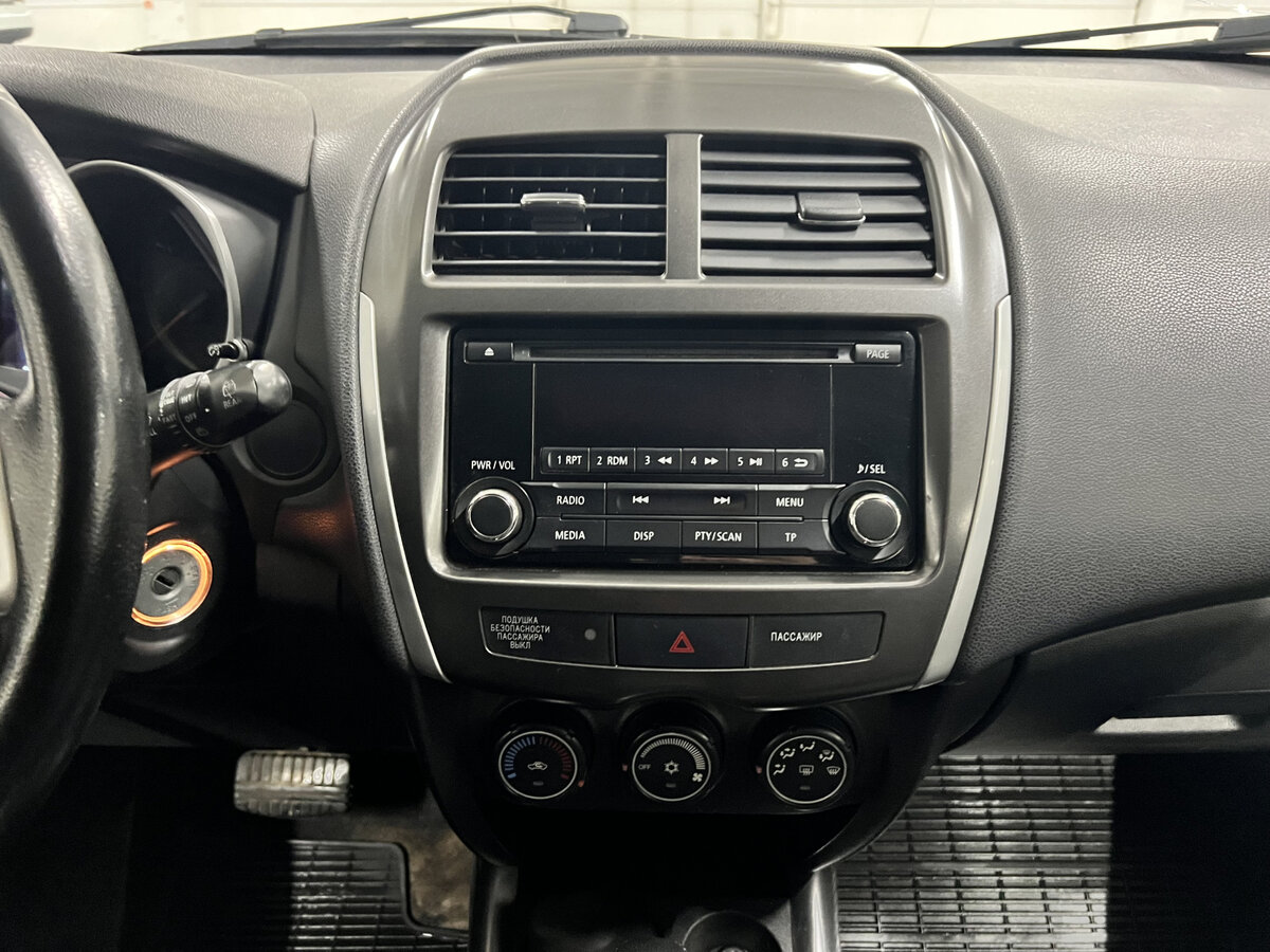 Б/У Митсубиши АС-Икс 2012 года. Фото: #14