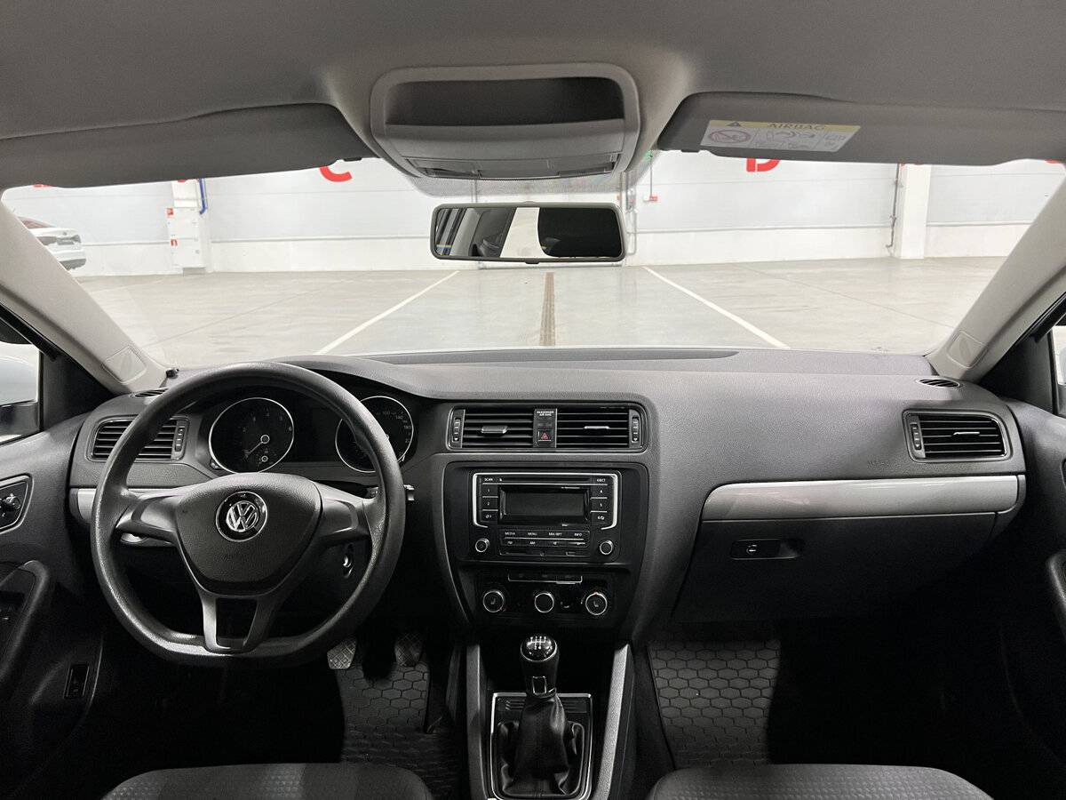 Б/У Фольксваген Джетта 2016 года. Фото: #13