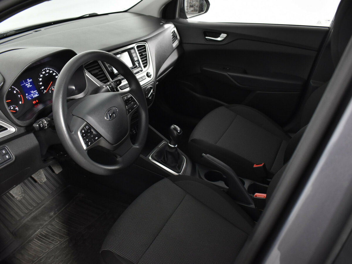 Б/У Хендай Солярис 2021 года. Фото: #8