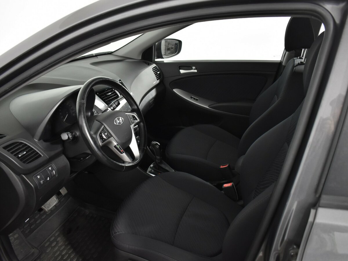 Б/У Хендай Солярис 2016 года. Фото: #8