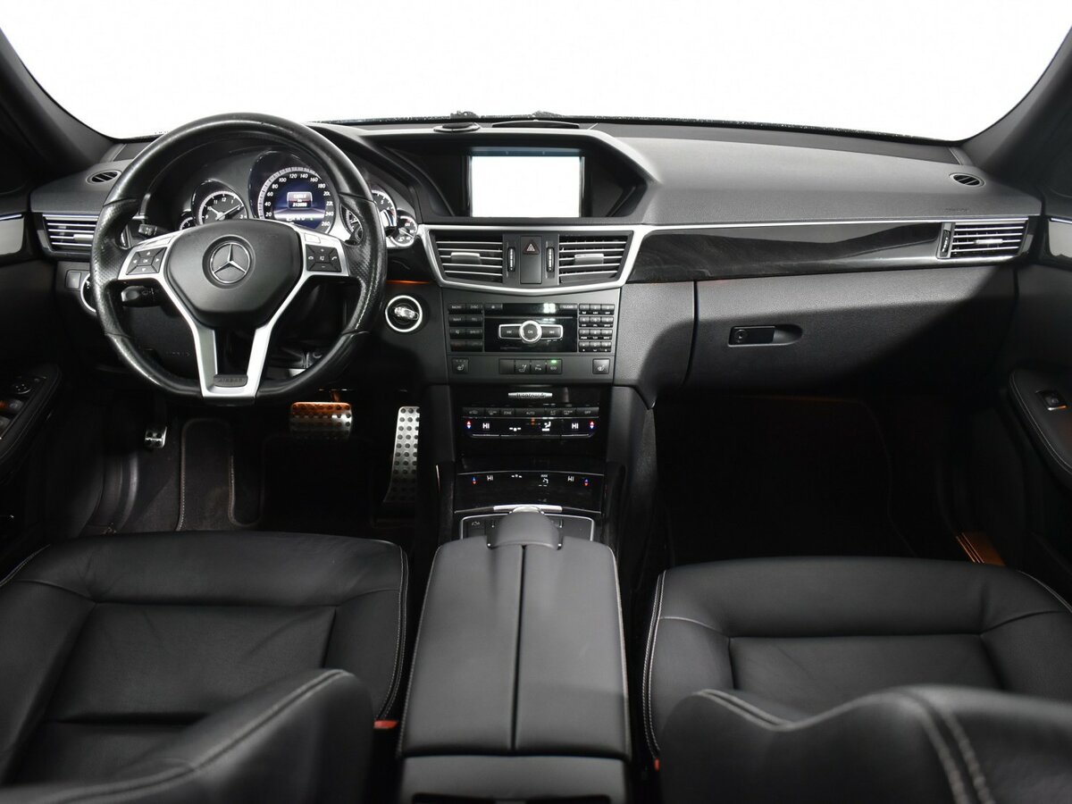 Mercedes-Benz E-Класс 2012 года с пробегом. Фото: #10