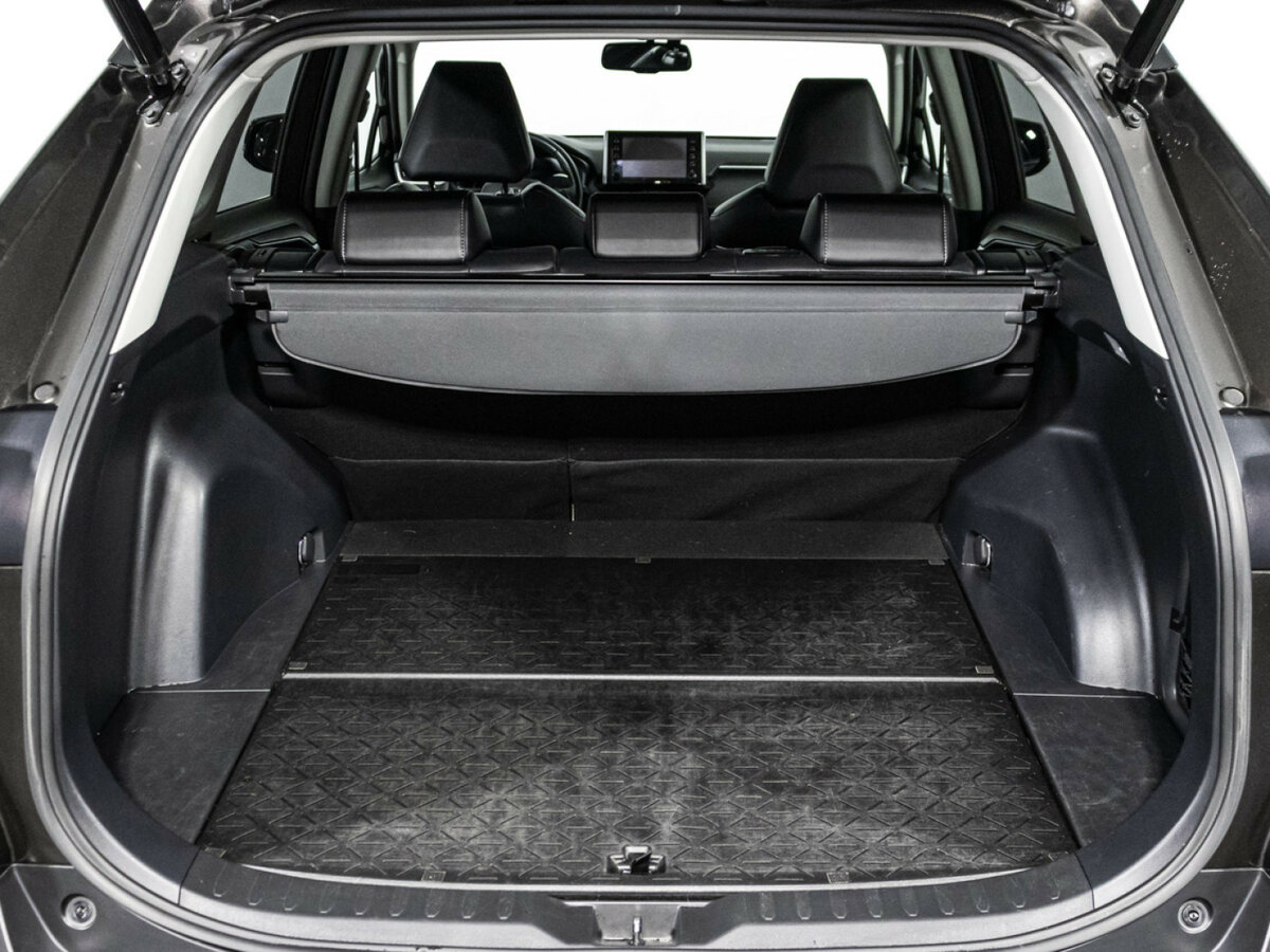 Toyota RAV4 2020 года с пробегом. Фото: #21