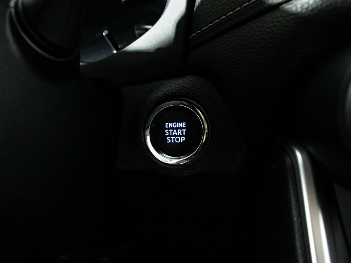 Toyota RAV4 2019 года с пробегом. Фото: #19