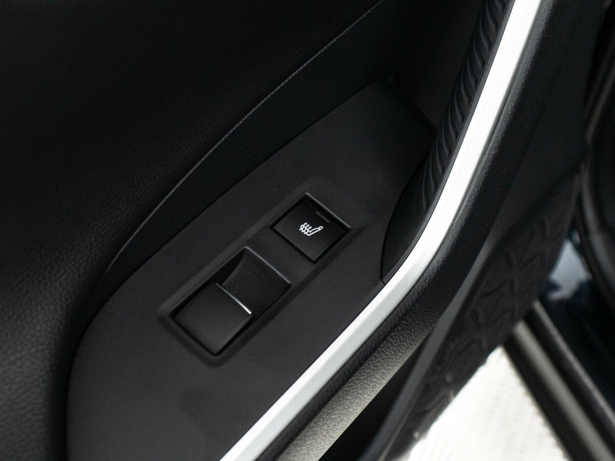 Toyota RAV4 2019 года с пробегом. Фото: #20