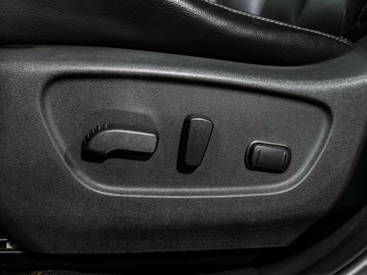 Б/У Ниссан Икс-Трейл 2017 года. Фото: #16