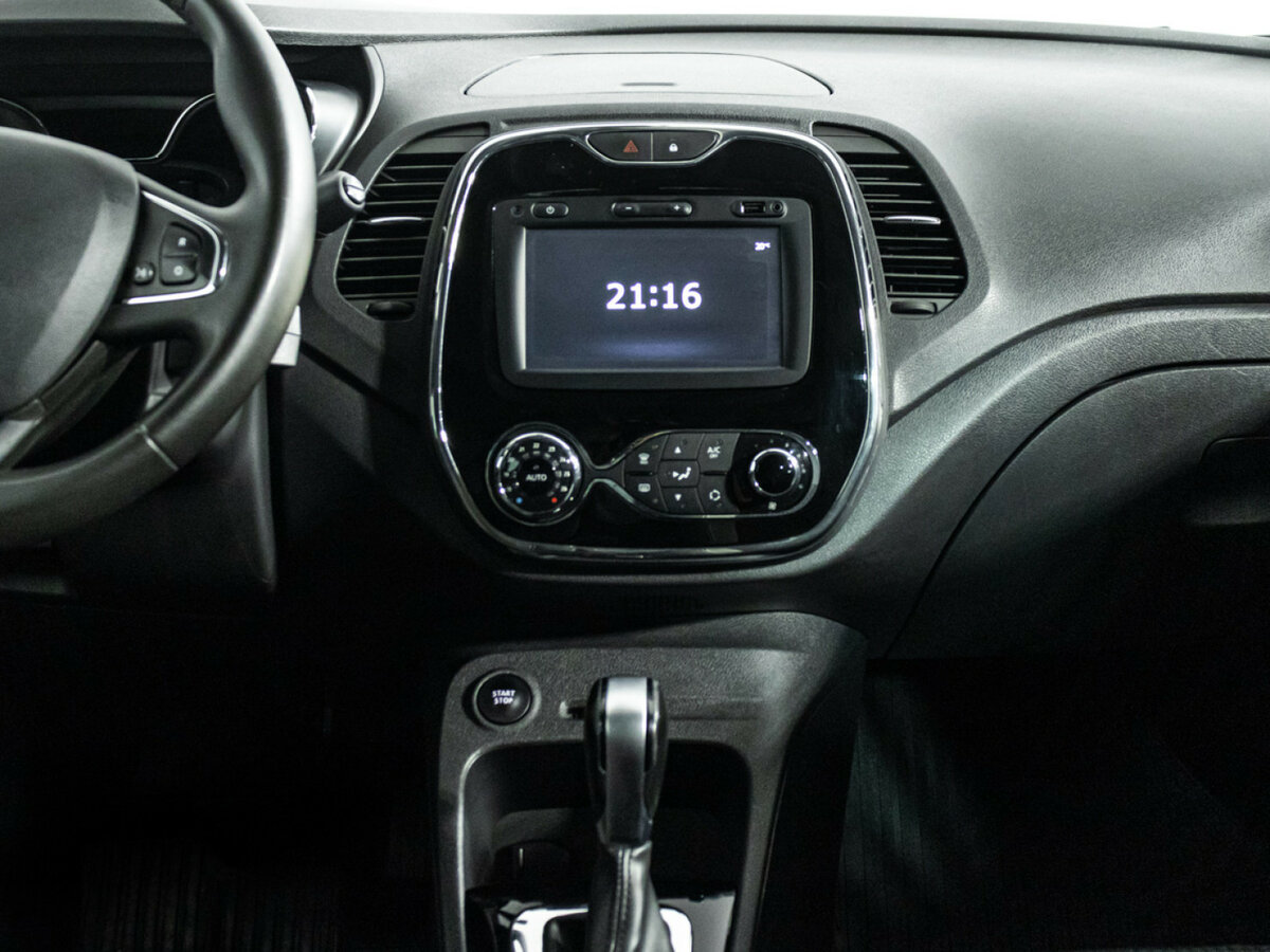 Б/У Рено Каптюр 2017 года. Фото: #13