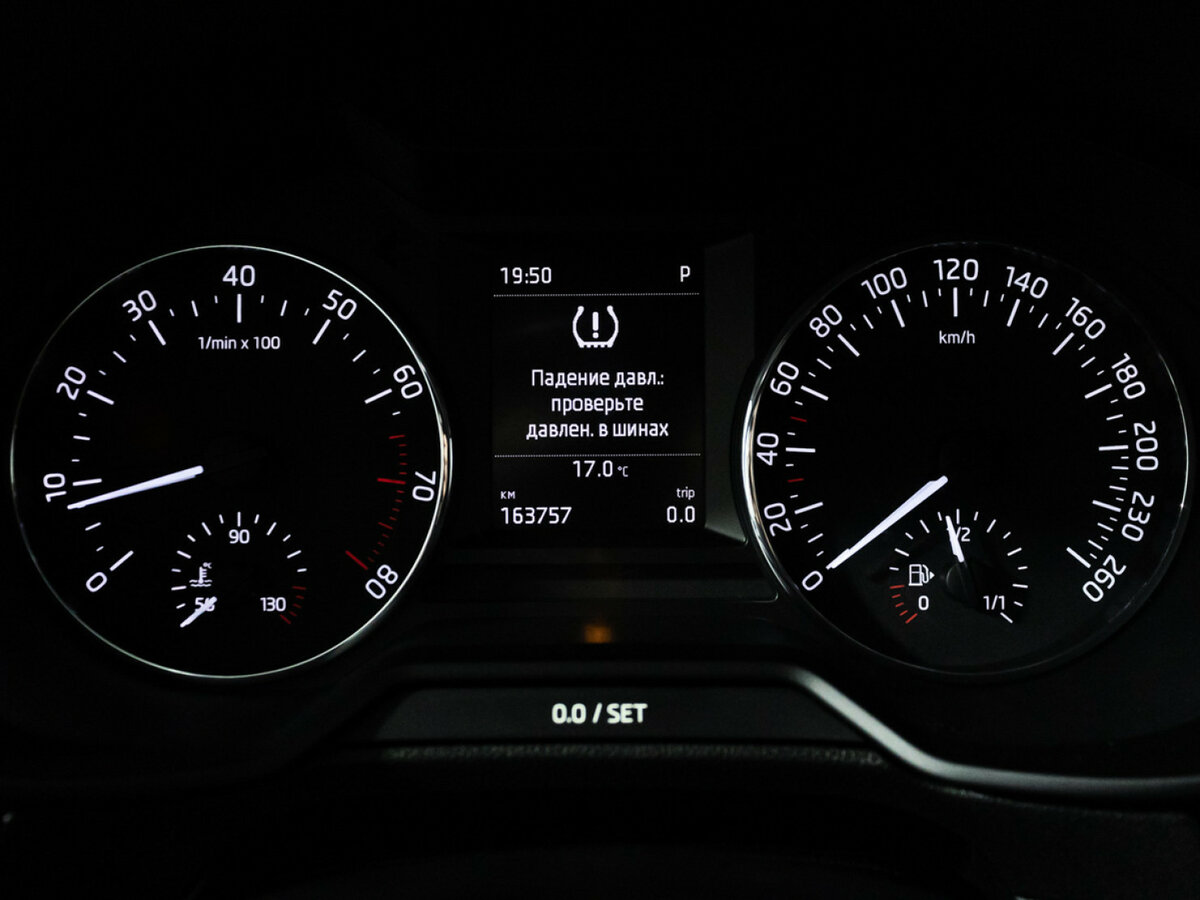 Б/У Шкода Октавия 2013 года. Фото: #10