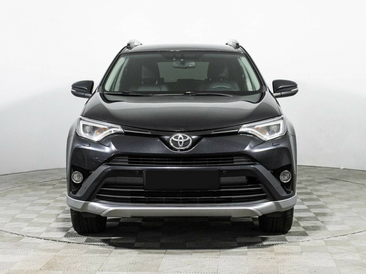 Toyota RAV4 2016 года с пробегом. Фото: #1