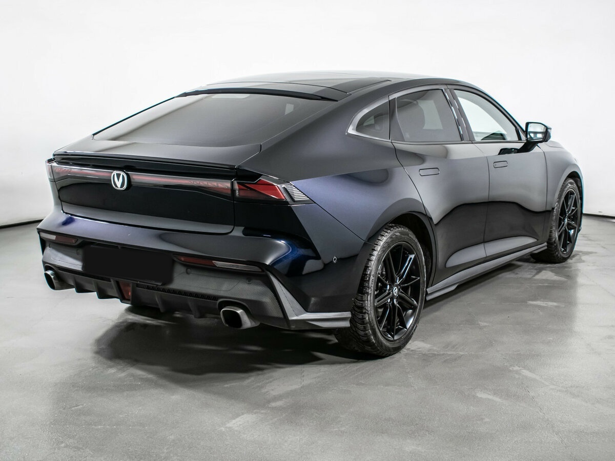 Changan UNI-V 2023 года с пробегом. Фото: #4