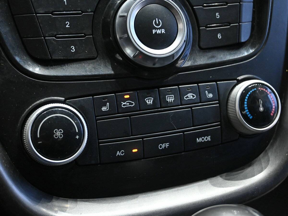 Б/У ФАВ Бестюрн Икс80 2017 года. Фото: #7