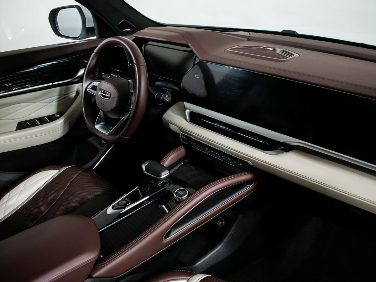 Geely Monjaro 2023 года с пробегом. Фото: #11