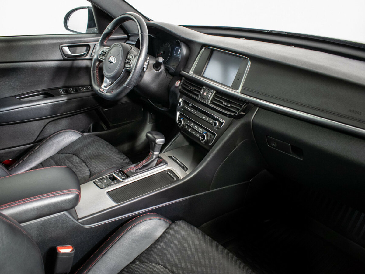 Б/У Киа Оптима 2018 года. Фото: #8