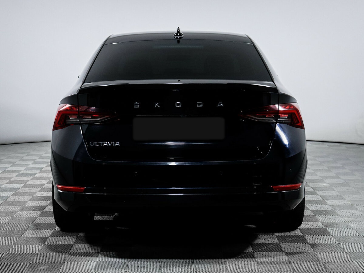 Б/У Шкода Октавия 2020 года. Фото: #4