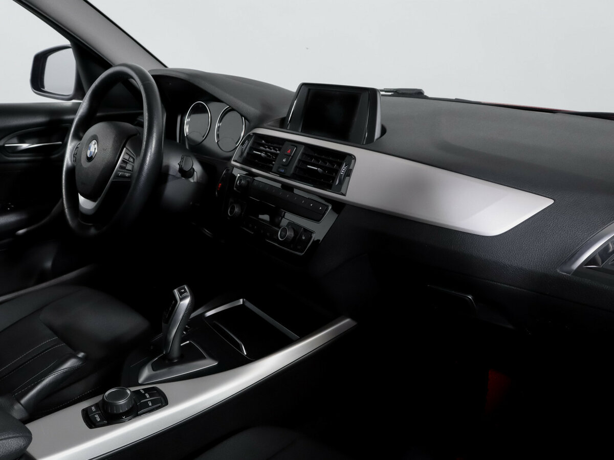 BMW 1 серии 2018 года с пробегом. Фото: #8