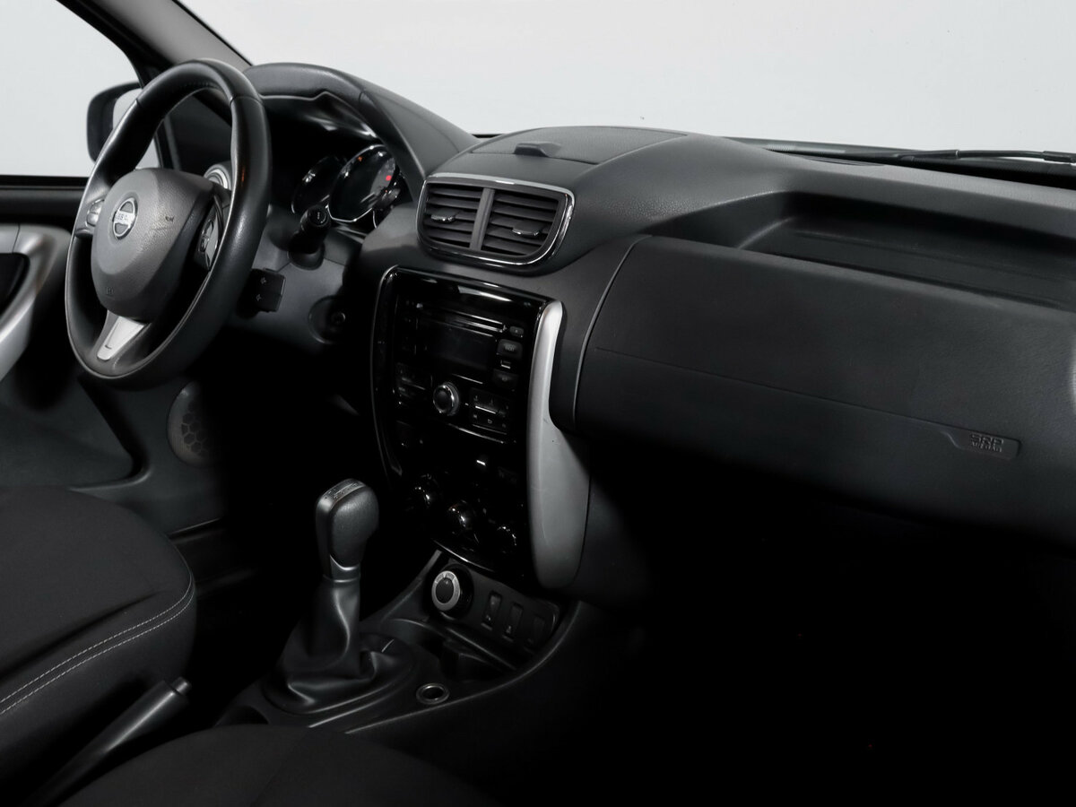 Б/У Ниссан Террано 2017 года. Фото: #8