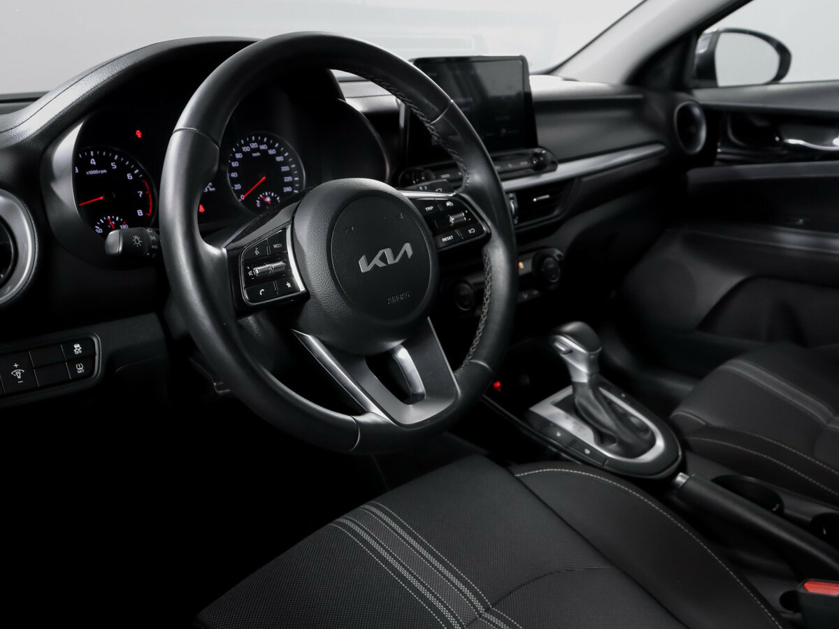 Kia Cerato 2022 года с пробегом. Фото: #11
