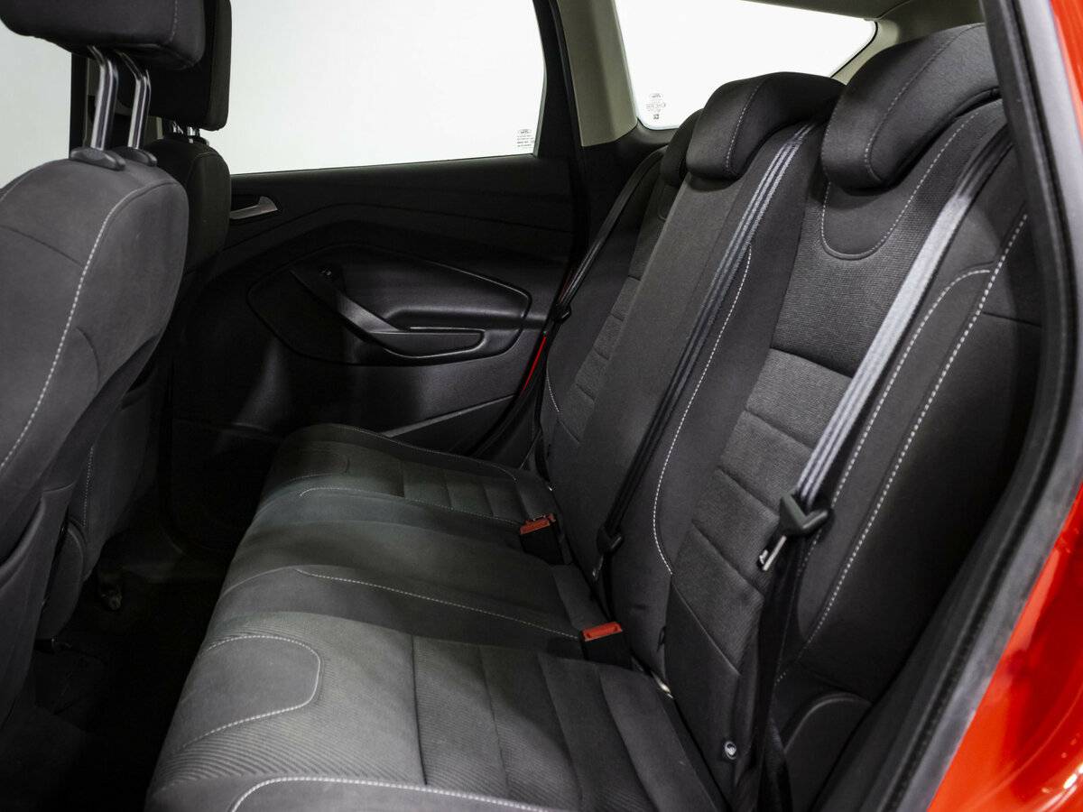 Б/У Форд Куга 2015 года. Фото: #11