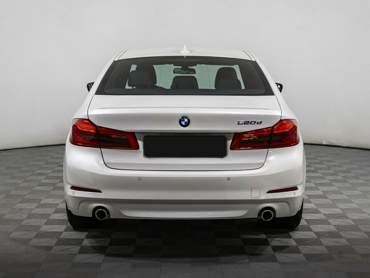 BMW 5 серии 2017 года с пробегом. Фото: #5