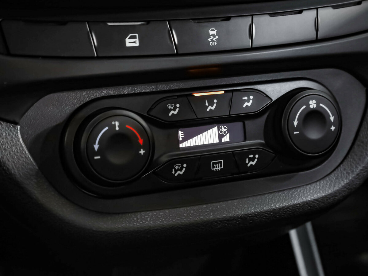 Б/У Лада (ВАЗ) Веста 2018 года. Фото: #13