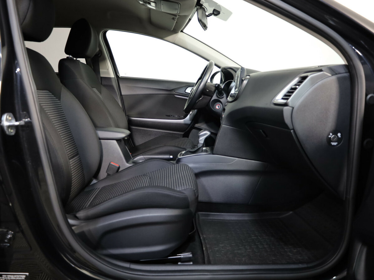 Б/У Киа Сид 2020 года. Фото: #18