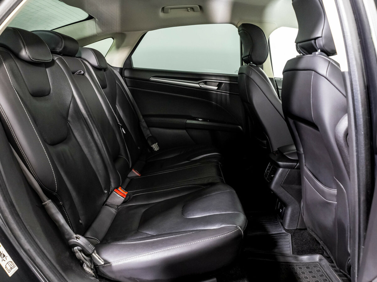 Ford Mondeo 2015 года с пробегом. Фото: #17