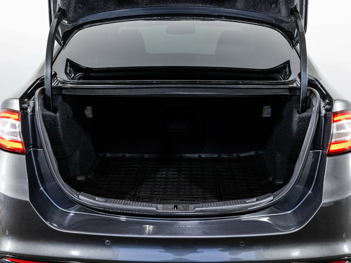 Ford Mondeo 2015 года с пробегом. Фото: #19