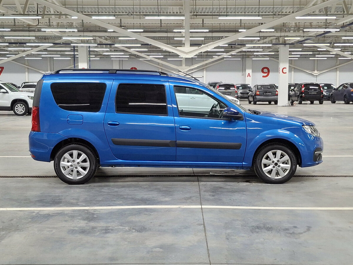 Б/У Лада (ВАЗ) Ларгус 2021 года. Фото: #3